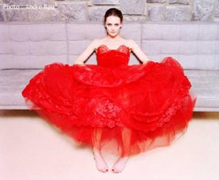 Vanessa Paradis feet photo thumbnail