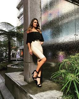 Vanessa Peláez feet photo 12