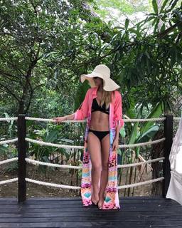 Vanessa Peláez feet photo 16