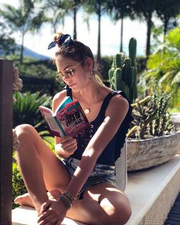 Vanessa Peláez feet photo 5