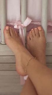 Vanessa Peláez feet photo 6