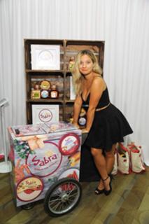 Vanessa Ray feet photo thumbnail