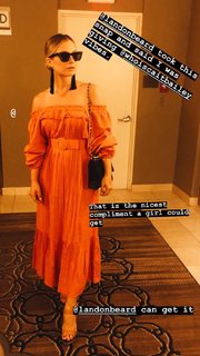 Vanessa Ray feet photo thumbnail