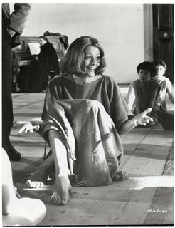 Vanessa Redgrave feet photo 3