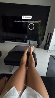 Vanessa Rojewska feet photo 17