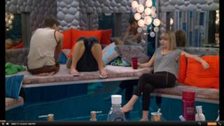 Vanessa Rousso feet photo 4