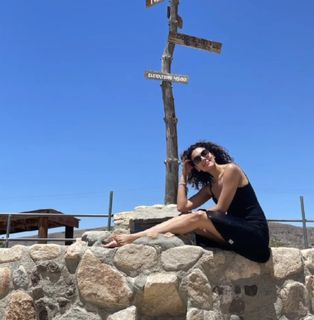 Vanessa Rubio feet photo 13