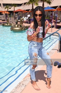 Vanessa Simmons feet photo 14