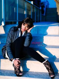 Vanessa Simmons feet photo 9