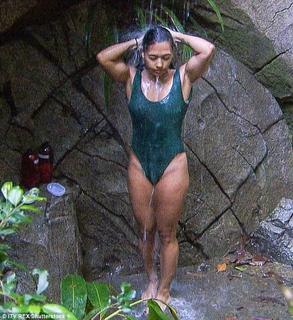 Vanessa White feet photo 1
