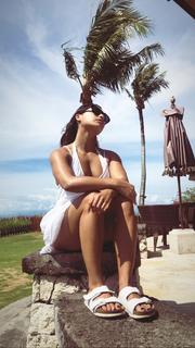 Vanessa White feet photo 6