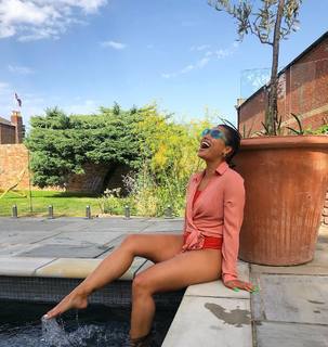 Vanessa White feet photo 1