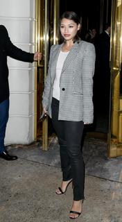 Vanessa White feet photo 9