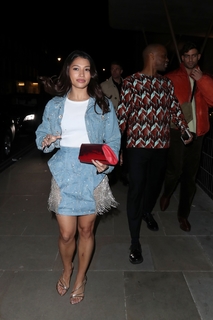 Vanessa White feet photo 9