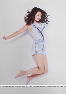 Vanessa White feet photo 8