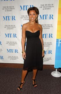 Vanessa Williams feet photo thumbnail