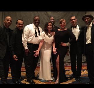 Vanessa Williams feet photo thumbnail