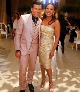 Vanessa Williams feet photo thumbnail