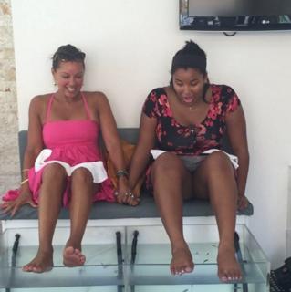 Vanessa Williams feet photo thumbnail