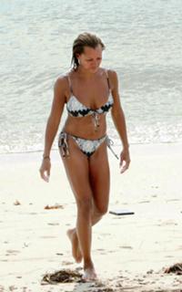 Vanessa Williams feet photo thumbnail