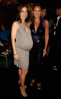 Vanessa Williams feet photo thumbnail