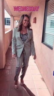 Vanessa Williams feet photo thumbnail