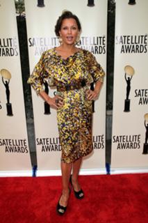 Vanessa Williams feet photo thumbnail