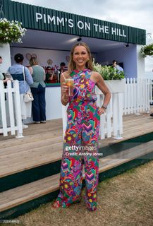 Vanessa Williams feet photo thumbnail