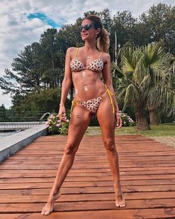 Vanina Escudero feet photo 8