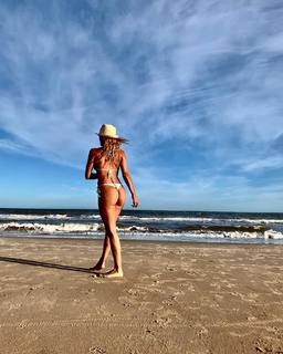 Vanina Escudero feet photo 13