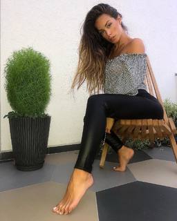 Vanja Cerimagic feet photo thumbnail