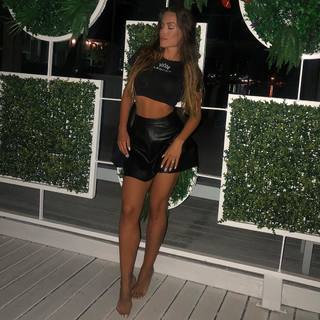 Vanja Cerimagic feet photo thumbnail