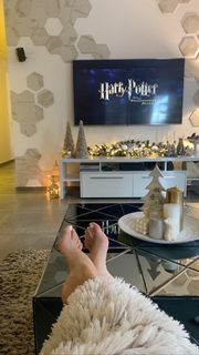 Vanja Cerimagic feet photo thumbnail
