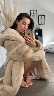 Vanja Cerimagic feet photo thumbnail