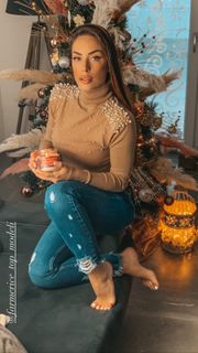 Vanja Cerimagic feet photo thumbnail