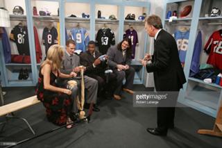 Vanna White feet photo thumbnail