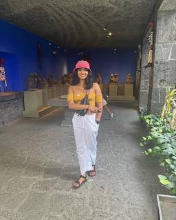 Varada Sethu feet photo 2