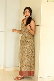 Varsha Bollamma feet photo 11