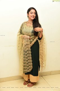 Varsha Bollamma feet photo 9