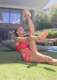 Vasiliki Millousi feet photo 14