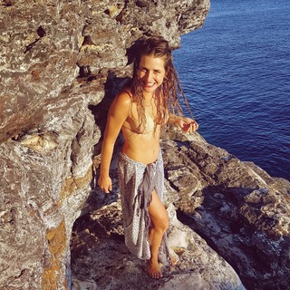 Vasiliki Troufakou feet photo 4