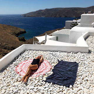 Vaso Laskaraki feet photo thumbnail