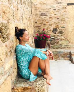 Vaso Laskaraki feet photo thumbnail