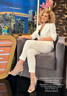 Vaso Laskaraki feet photo thumbnail