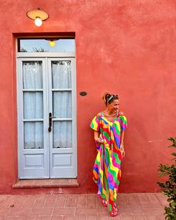 Vaso Laskaraki feet photo thumbnail