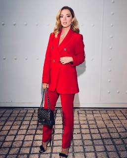 Vaso Laskaraki feet photo thumbnail