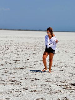 Vaso Laskaraki feet photo thumbnail