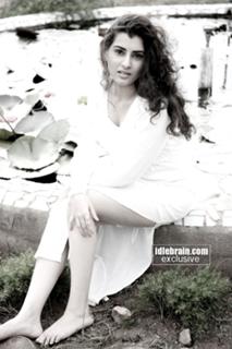 Veda feet photo 9