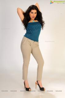Veda feet photo 16