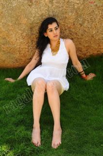 Veda feet photo 8